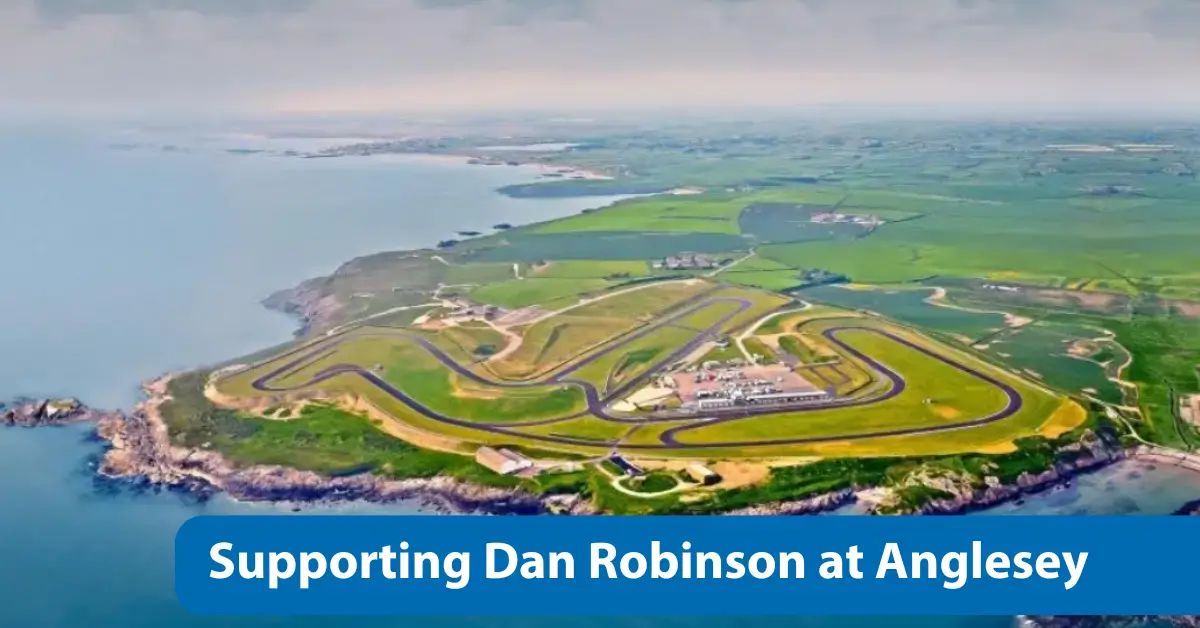 Pro Am Racing Anglesey Supporting Dan Robinson at Anglesey - Fleetmaxx Solutions